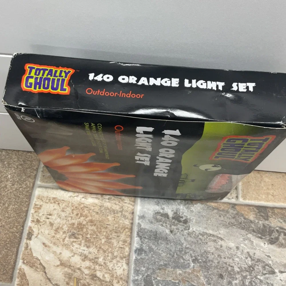 Totally Ghoul 140 Orange Light Set Halloween Indoor Outdoor 42.5ft Kmart Vintage
